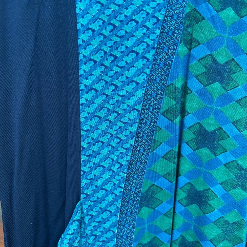 Parsley & Sage Tunic V-Neck Top Women’s M Teal & Navy 3/4 Sleeve Soft - Picture 4 of 6